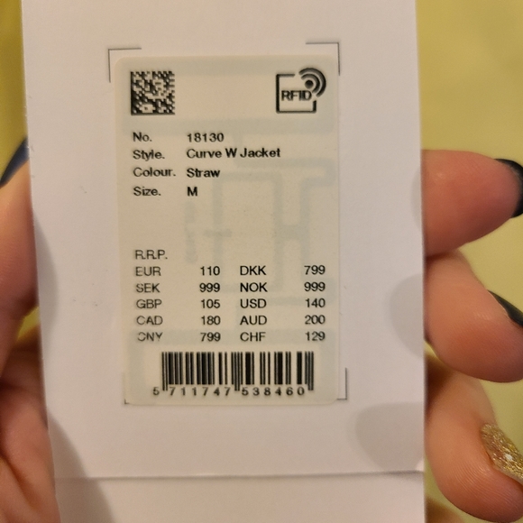 NWT RAINS Curve W Jacket in Straw (Light yellow) in Size M - Picture 3 of 5